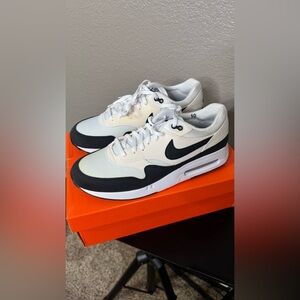 Nike Men's Golf AirMax 1 OG Black and White Sneakers. Size 10 Brand New